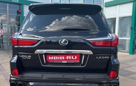 Lexus LX III, 2018 год, 6 500 000 рублей, 2 фотография