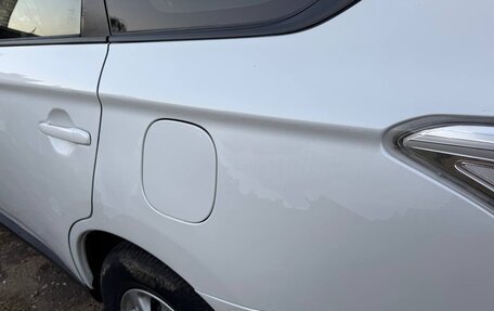 Mitsubishi Outlander III рестайлинг 3, 2012 год, 900 000 рублей, 7 фотография