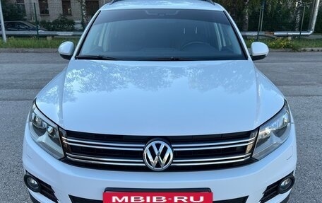 Volkswagen Tiguan I, 2016 год, 1 349 000 рублей, 2 фотография