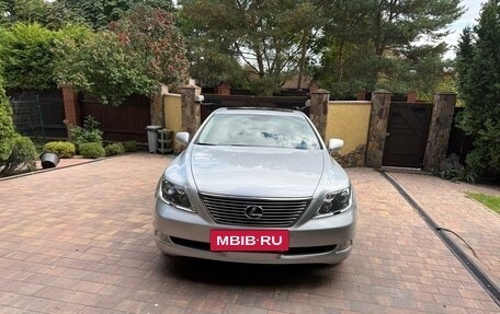 Lexus LS IV, 2008 год, 2 500 000 рублей, 3 фотография