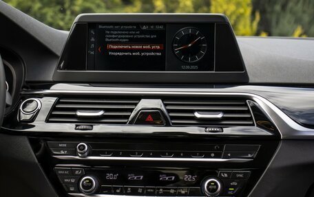 BMW 5 серия, 2019 год, 2 655 000 рублей, 14 фотография