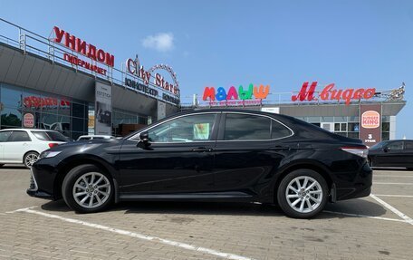 Toyota Camry, 2021 год, 3 550 000 рублей, 4 фотография