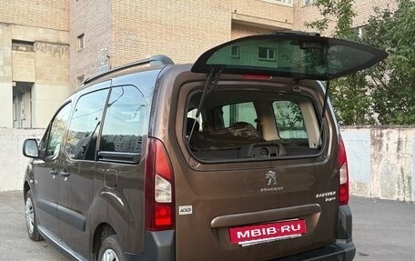 Peugeot Partner II рестайлинг 2, 2013 год, 800 000 рублей, 3 фотография