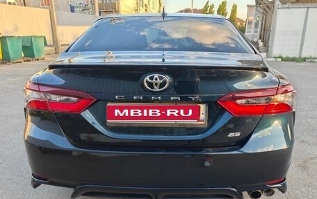 Toyota Camry, 2020 год, 2 680 000 рублей, 4 фотография
