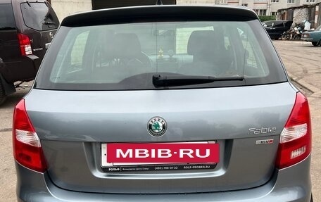 Skoda Fabia II, 2012 год, 750 000 рублей, 3 фотография