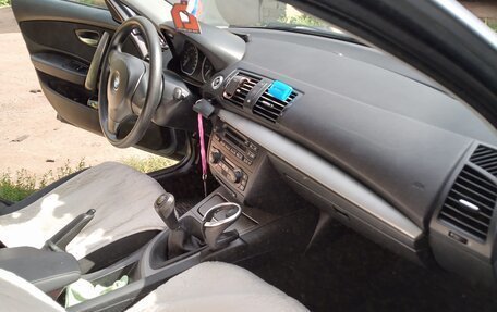 BMW 1 серия, 2005 год, 550 000 рублей, 9 фотография