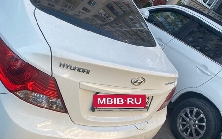 Hyundai Solaris II рестайлинг, 2013 год, 750 000 рублей, 5 фотография