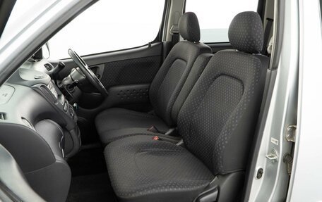 Toyota FunCargo, 2002 год, 449 963 рублей, 8 фотография