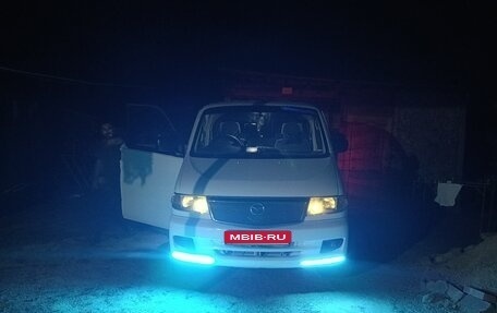 Mazda Bongo Friendee i рестайлинг, 2001 год, 630 000 рублей, 3 фотография