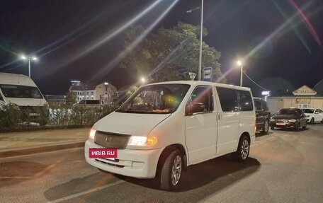 Mazda Bongo Friendee i рестайлинг, 2001 год, 630 000 рублей, 2 фотография