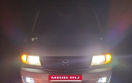 Mazda Bongo Friendee i рестайлинг, 2001 год, 630 000 рублей, 5 фотография