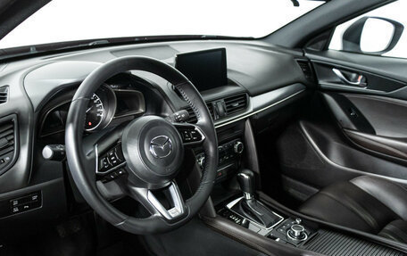 Mazda CX-4, 2023 год, 2 825 000 рублей, 11 фотография