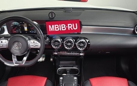 Mercedes-Benz CLA, 2023 год, 4 083 786 рублей, 7 фотография