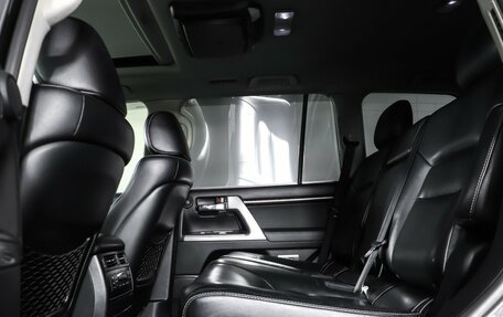 Toyota Land Cruiser 200, 2013 год, 4 099 000 рублей, 12 фотография