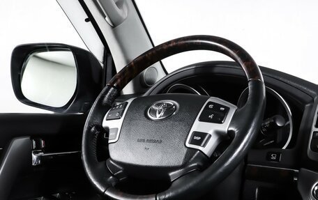 Toyota Land Cruiser 200, 2013 год, 4 099 000 рублей, 14 фотография