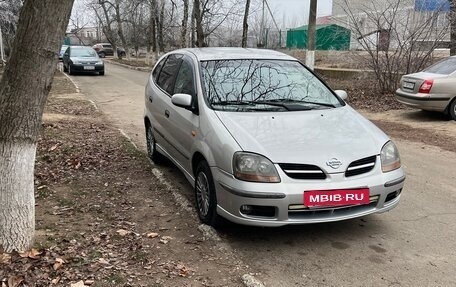 Nissan Tino, 2001 год, 450 000 рублей, 2 фотография