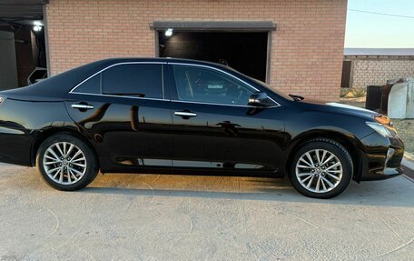 Toyota Camry, 2016 год, 1 799 999 рублей, 3 фотография