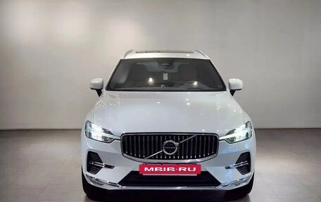 Volvo XC60 II, 2022 год, 2 800 000 рублей, 2 фотография