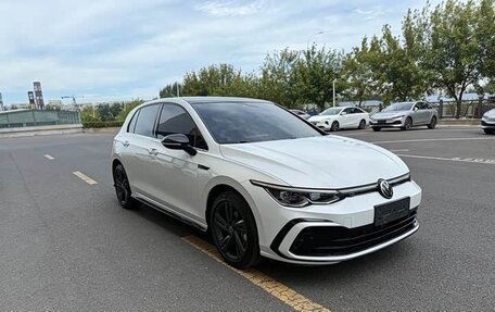 Volkswagen Golf VIII, 2022 год, 1 799 333 рублей, 3 фотография