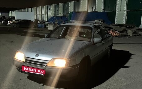Opel Omega A, 1988 год, 190 000 рублей, 13 фотография