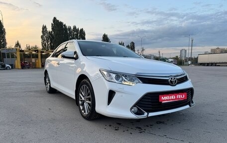 Toyota Camry, 2016 год, 2 270 000 рублей, 3 фотография