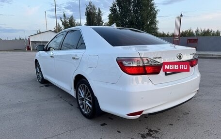 Toyota Camry, 2016 год, 2 270 000 рублей, 10 фотография
