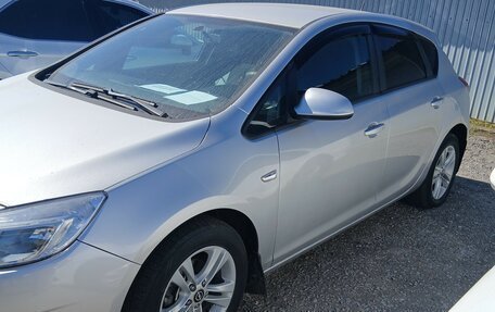 Opel Astra J, 2012 год, 710 000 рублей, 2 фотография