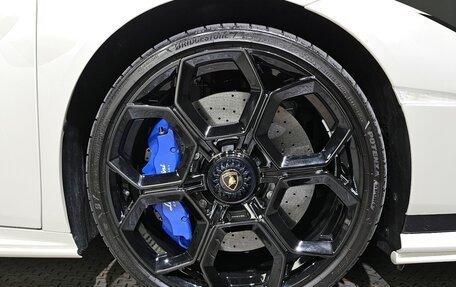 Lamborghini Huracán, 2023 год, 24 620 000 рублей, 7 фотография