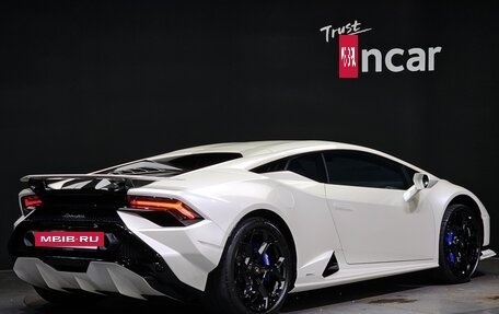 Lamborghini Huracán, 2023 год, 24 620 000 рублей, 2 фотография