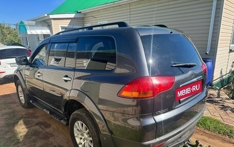 Mitsubishi Pajero Sport II рестайлинг, 2012 год, 1 210 000 рублей, 4 фотография