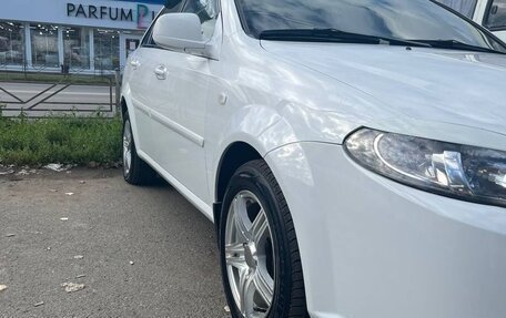 Daewoo Gentra II, 2013 год, 700 000 рублей, 3 фотография