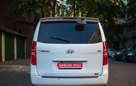 Hyundai Grand Starex Grand Starex I рестайлинг 2, 2014 год, 1 700 000 рублей, 8 фотография