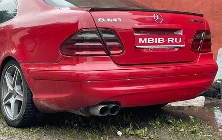 Mercedes-Benz CLK-Класс, 2000 год, 300 000 рублей, 1 фотография