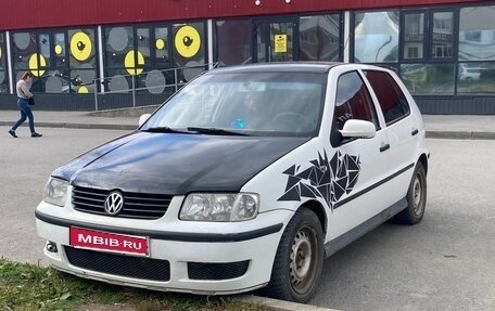 Volkswagen Polo III рестайлинг, 2001 год, 250 000 рублей, 1 фотография