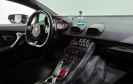 Lamborghini Huracán, 2018 год, 17 291 216 рублей, 7 фотография