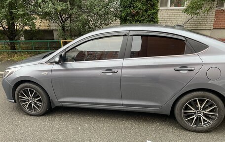 Hyundai Solaris II рестайлинг, 2020 год, 1 350 000 рублей, 2 фотография