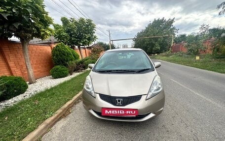 Honda Fit III, 2010 год, 590 000 рублей, 3 фотография