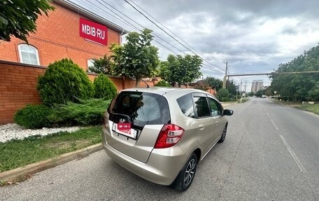 Honda Fit III, 2010 год, 590 000 рублей, 8 фотография