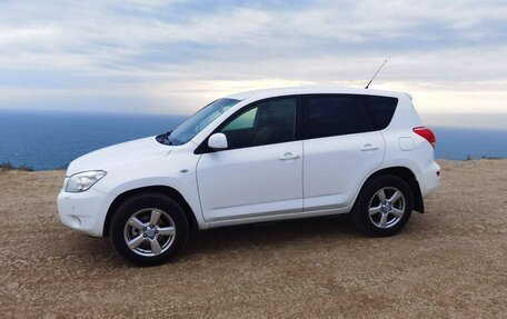 Toyota RAV4, 2007 год, 1 350 000 рублей, 2 фотография