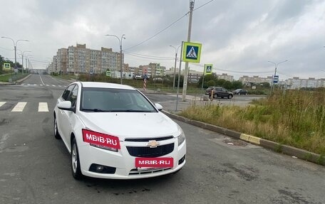 Chevrolet Cruze II, 2012 год, 780 000 рублей, 3 фотография