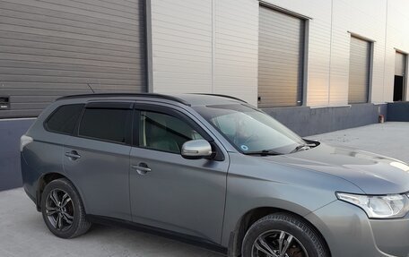 Mitsubishi Outlander III рестайлинг 3, 2012 год, 1 530 000 рублей, 4 фотография