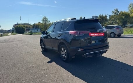 Toyota RAV4, 2018 год, 2 500 000 рублей, 5 фотография