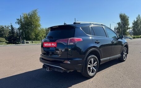 Toyota RAV4, 2018 год, 2 500 000 рублей, 4 фотография