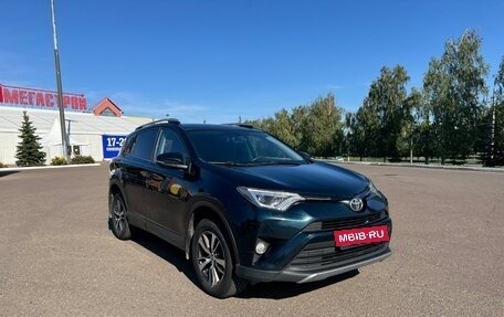 Toyota RAV4, 2018 год, 2 500 000 рублей, 3 фотография
