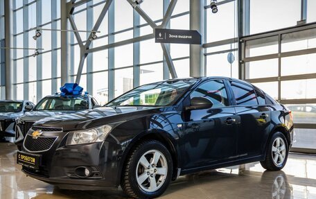 Chevrolet Cruze II, 2011 год, 798 000 рублей, 3 фотография
