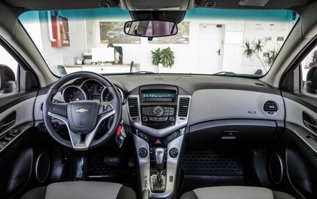 Chevrolet Cruze II, 2011 год, 798 000 рублей, 13 фотография