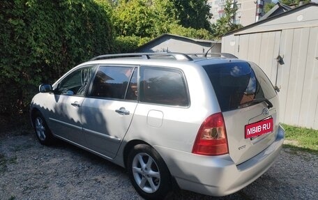 Toyota Corolla, 2005 год, 635 000 рублей, 3 фотография