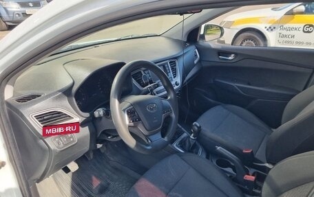 Hyundai Solaris II рестайлинг, 2020 год, 1 349 000 рублей, 4 фотография