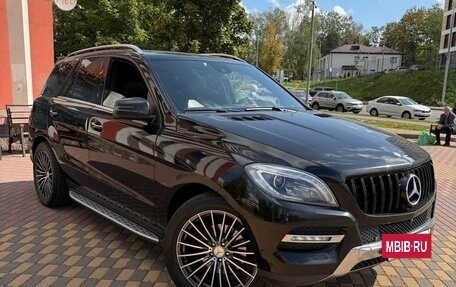 Mercedes-Benz M-Класс, 2014 год, 2 300 000 рублей, 3 фотография