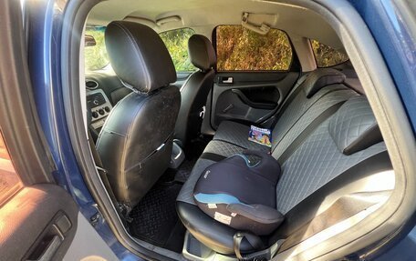 Ford Focus II рестайлинг, 2010 год, 550 000 рублей, 2 фотография
